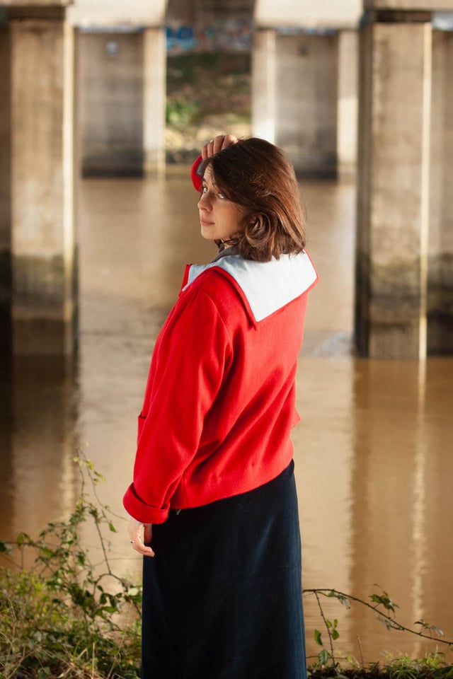 Veste rouge Secondary image